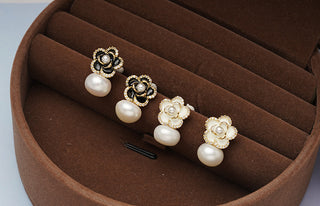 Black Camellia Pearl Earrings