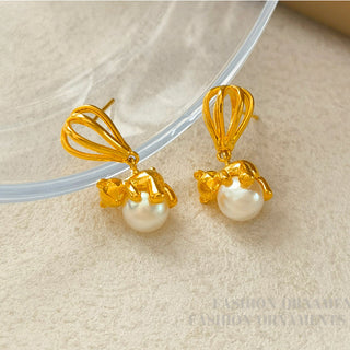 Teddy Balloon Pearl Earrings